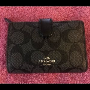 (NWOT) Coach Wallet